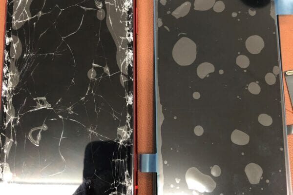 iphoneXS　ガラス割れ修理
