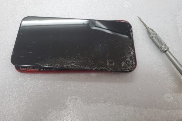 iphone11って修理しても、すぐに壊れるって本当？